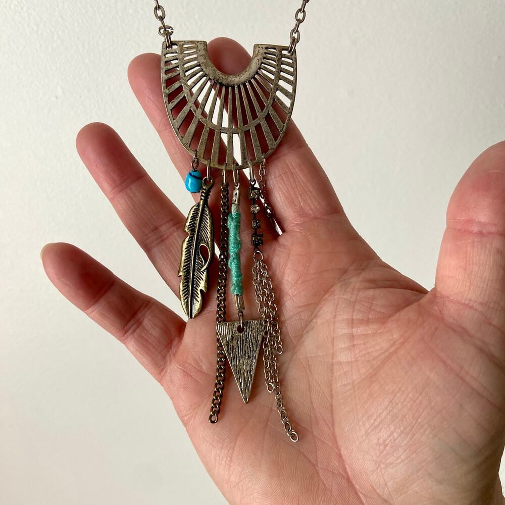 Cute Aztec Necklace - Picture 6 of 9